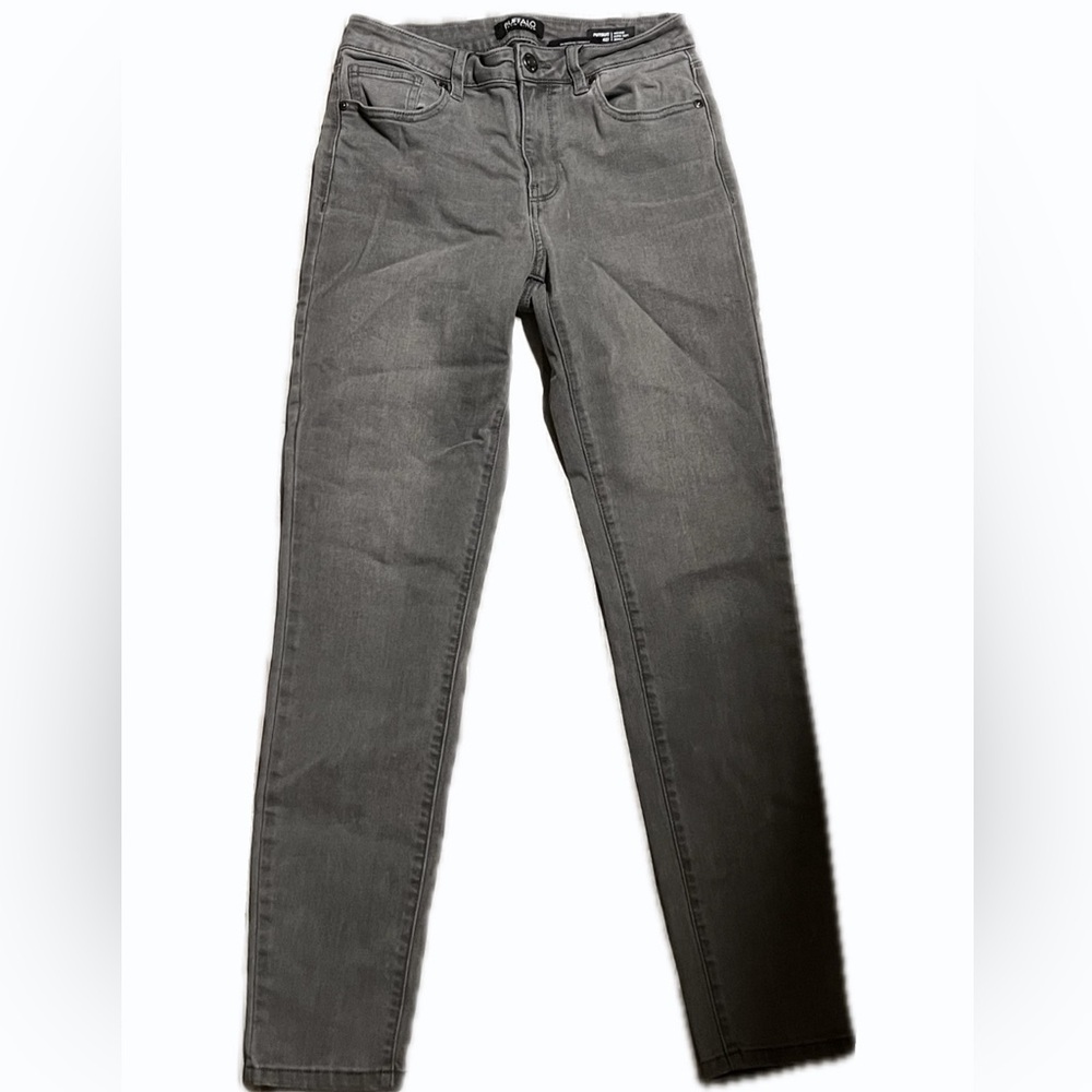 Mid rise skinny jeans